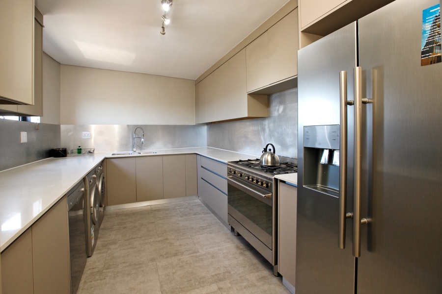 4 Bedroom Property for Sale in Waves Edge Western Cape